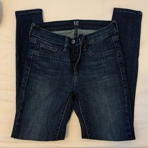 Gap Jeans